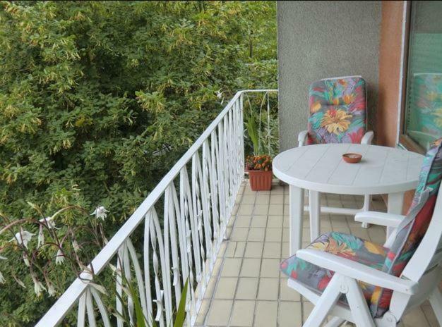 Ferienwohnung Angelburg - Marburg Biedenkopf Mit Balkon Und Badewanne Gonnern Exteriör bild